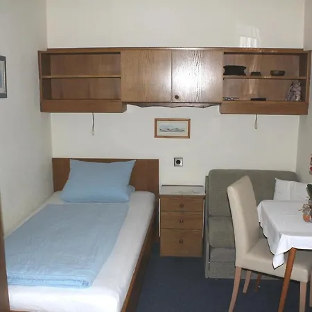 Gæstehus Haus Franz 3*